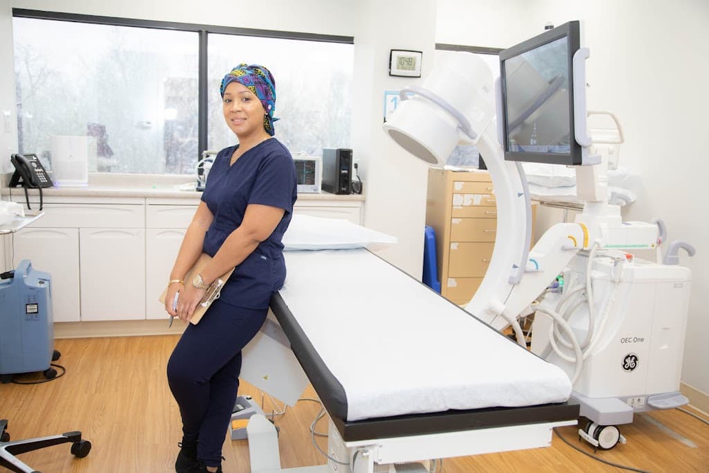 Premier PCW Aesthetics, Dr. Gendai Echezona