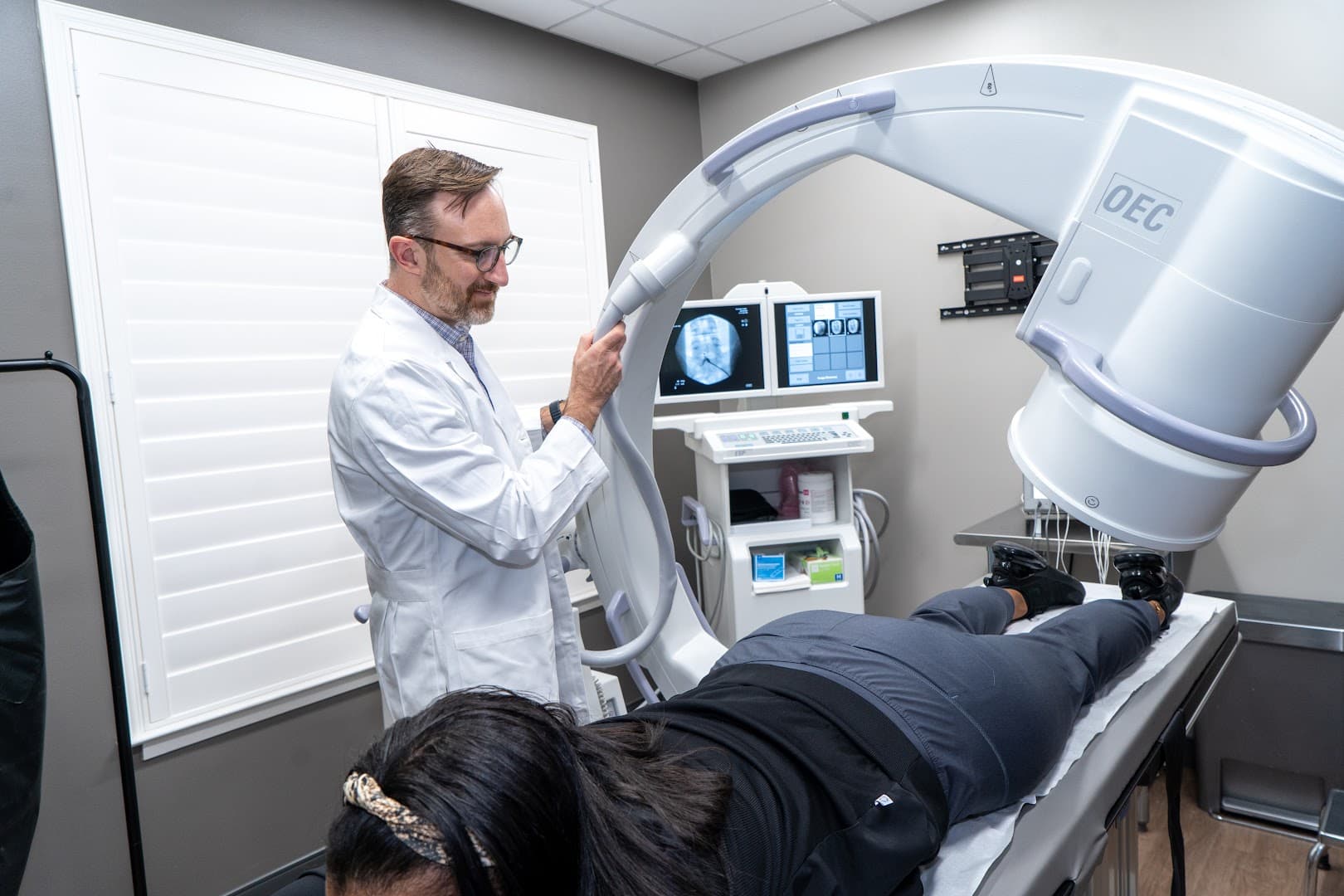 Dr. Christian Peccora, Pain Doctor photo 3