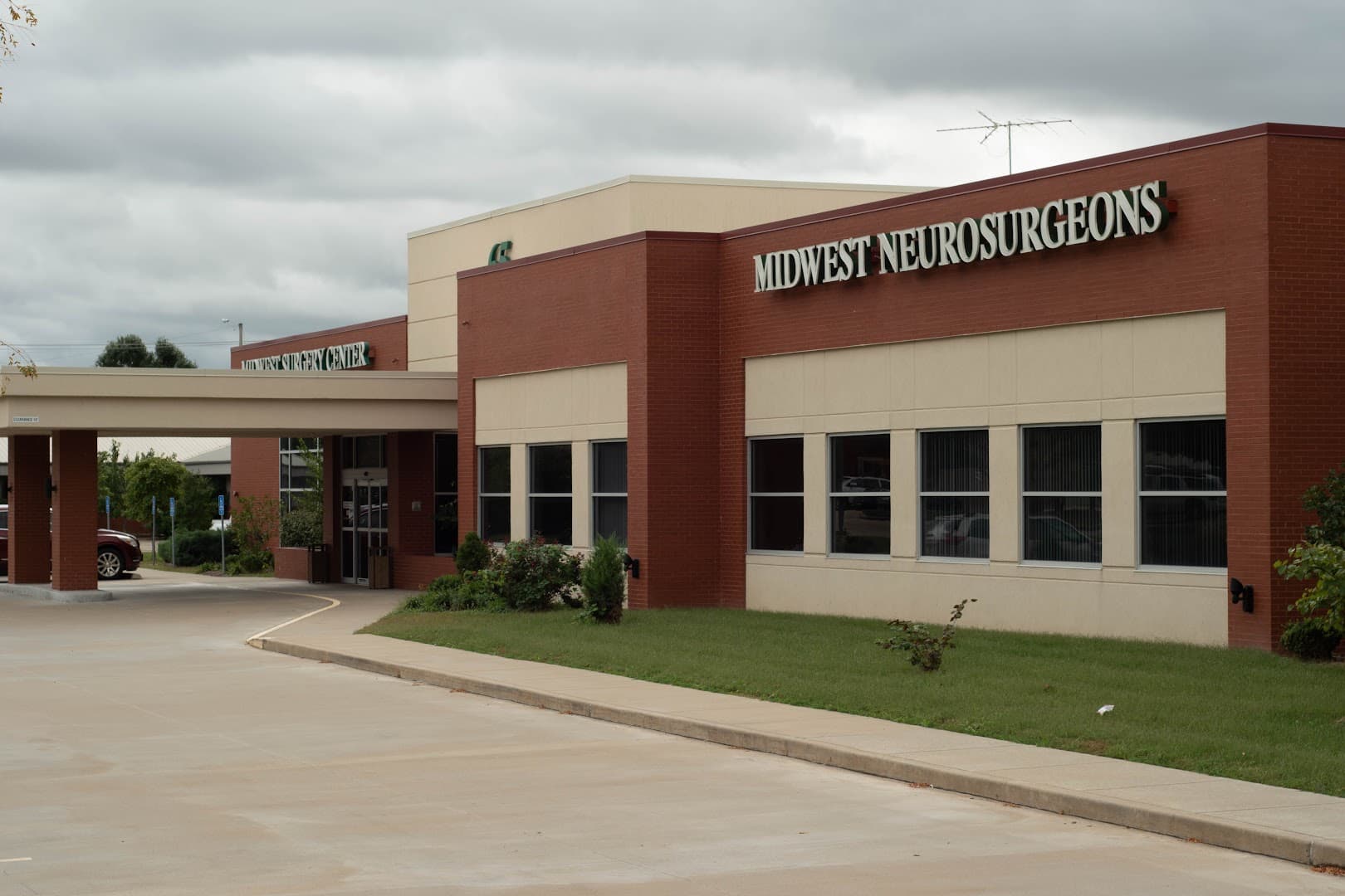 Midwest Neurosurgeons, LLC photo 3