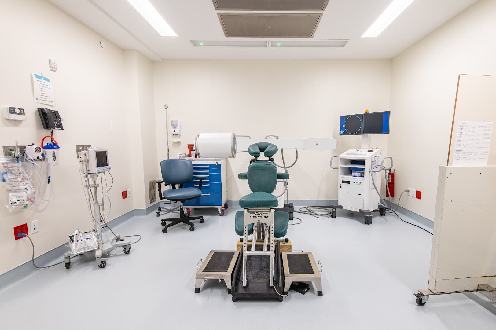 Dr. Frank Adipietro MD