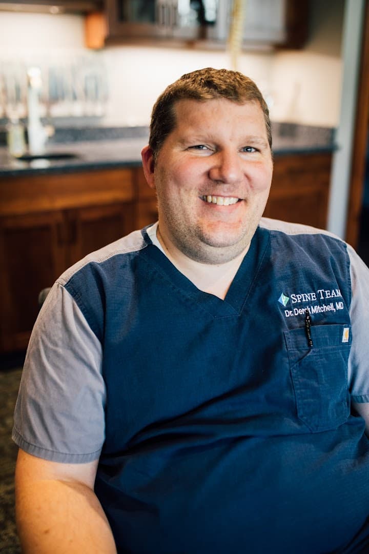 Dr. Derek Mitchell photo 4