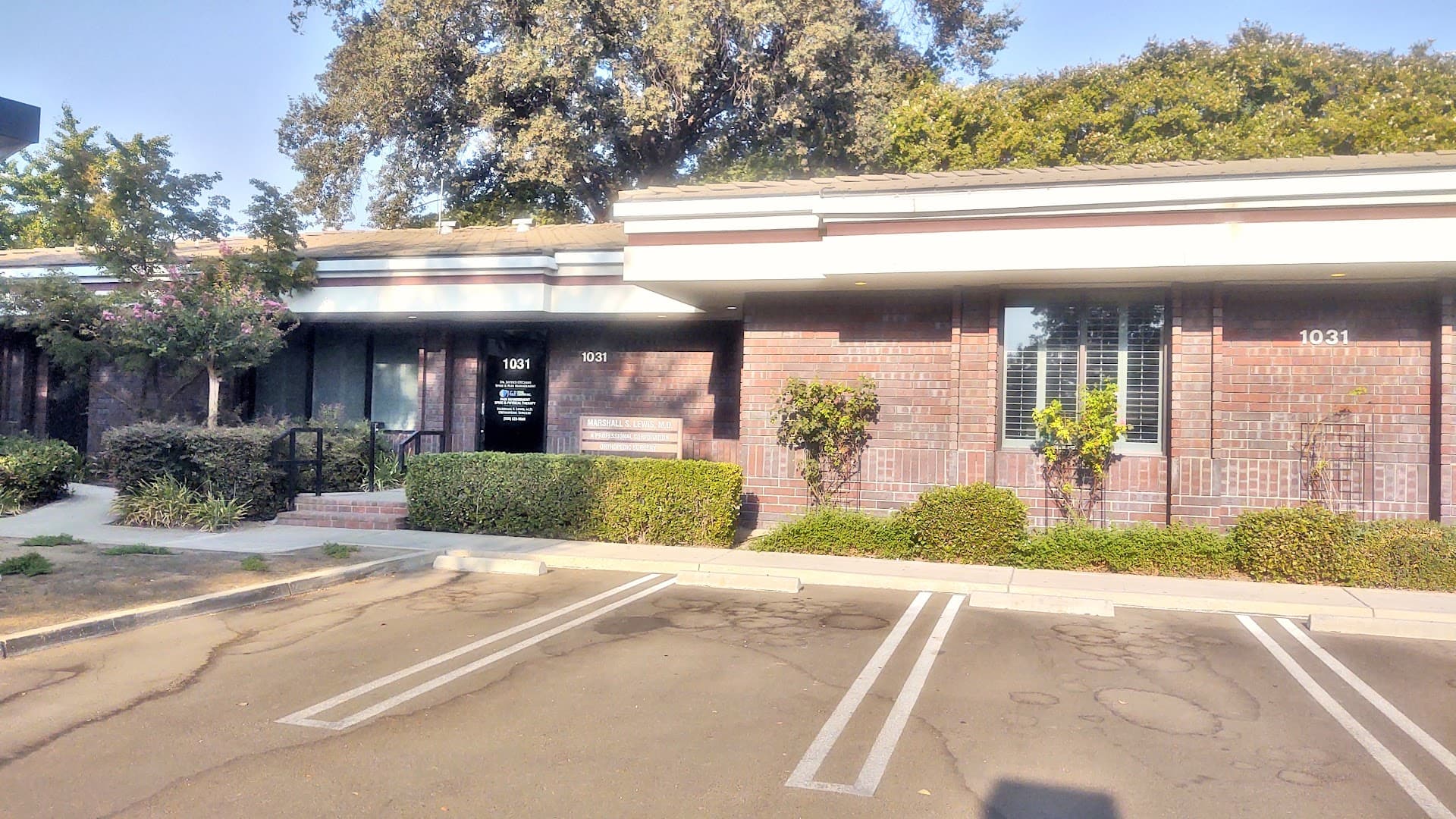 J&P Spine Center Inc photo 4