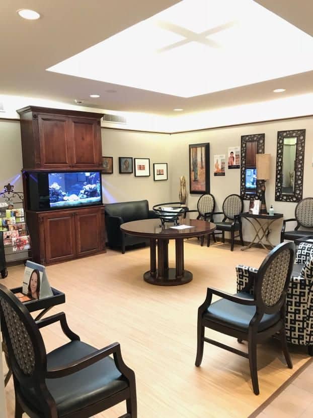 Dr. Michel C. Oliva photo 2