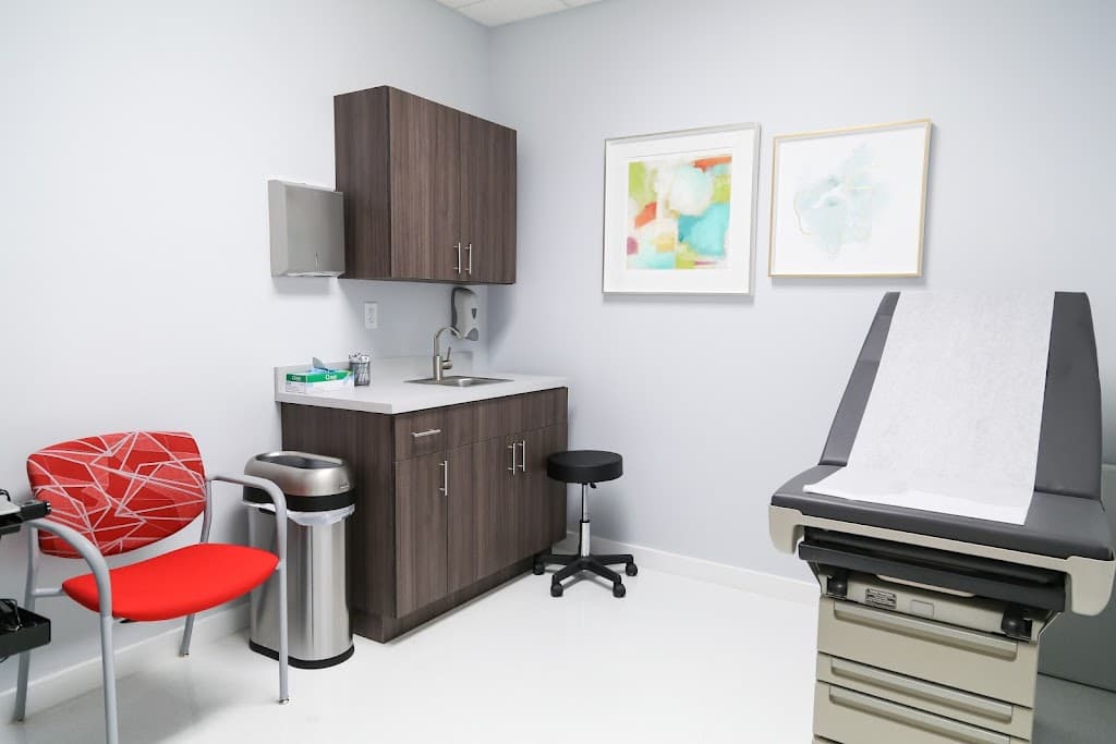 Florida Spine & Pain Institute - Clermont Physical Pain Management